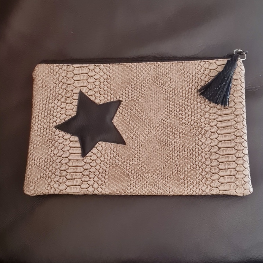 Pochette Étoile Python Beige